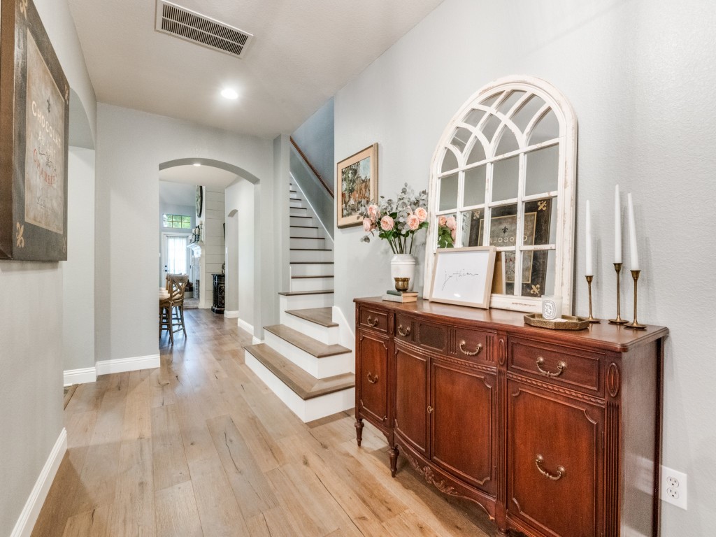 2452 Dockside Drive Grand Prairie TX 75054