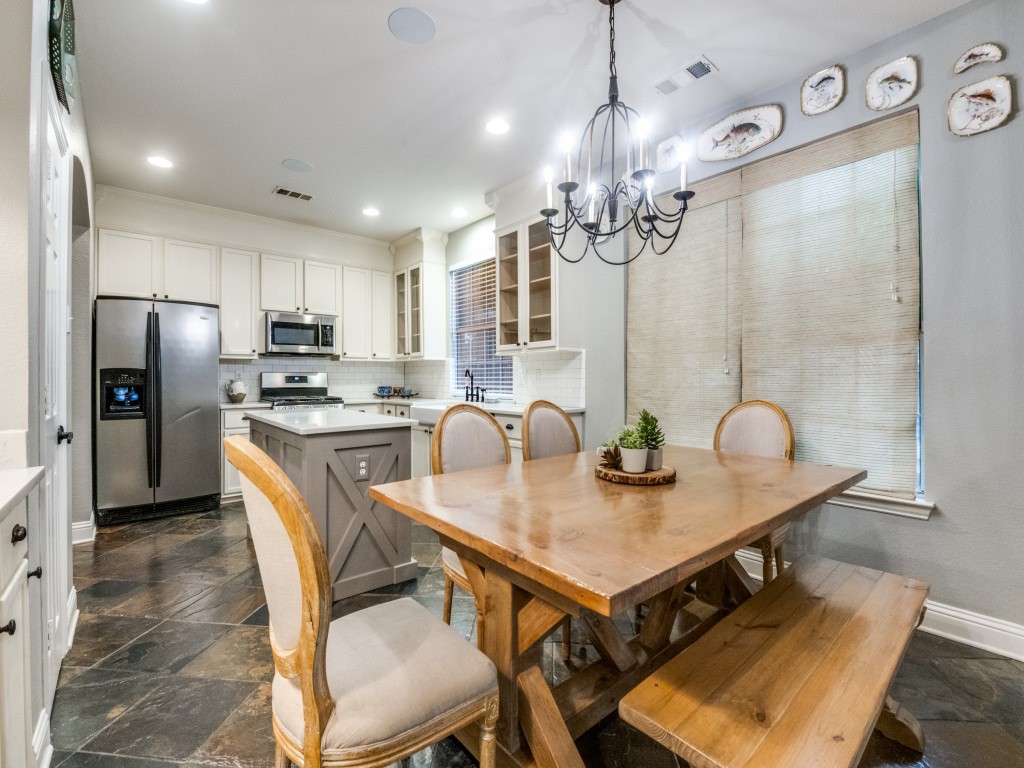 2452 Dockside Drive Grand Prairie TX 75054