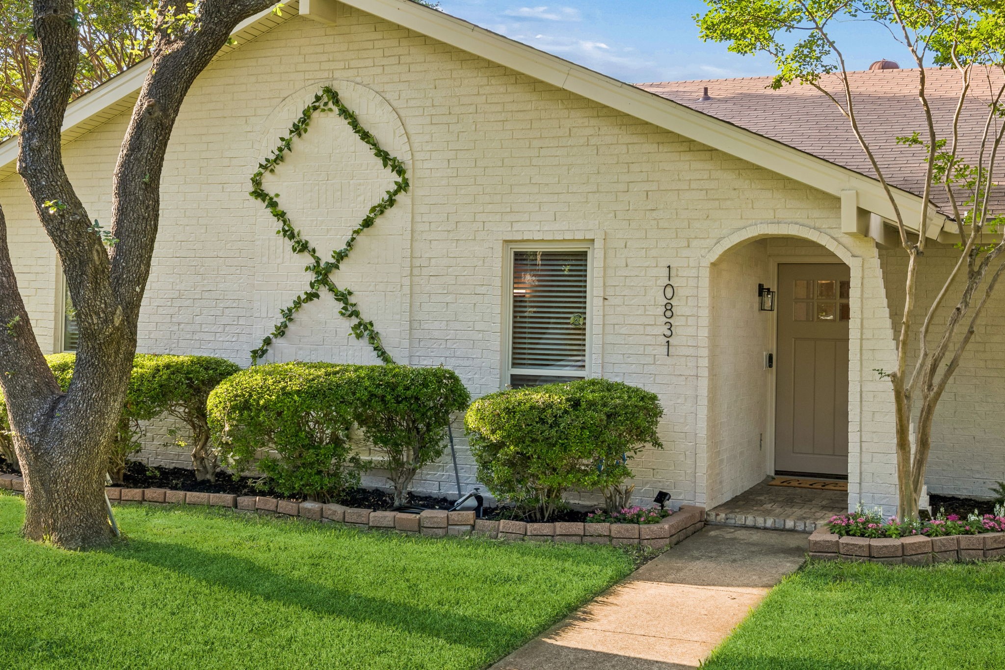 10831 Hayfield Drive Dallas TX 75238