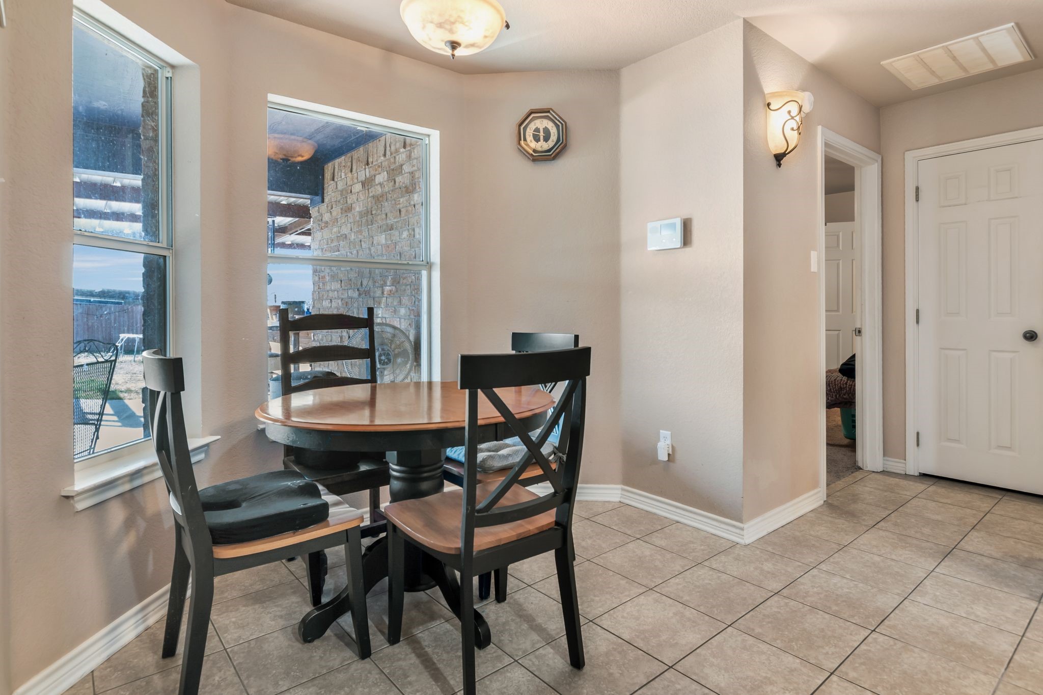 2366 County Road 1370 Alvord TX 76225