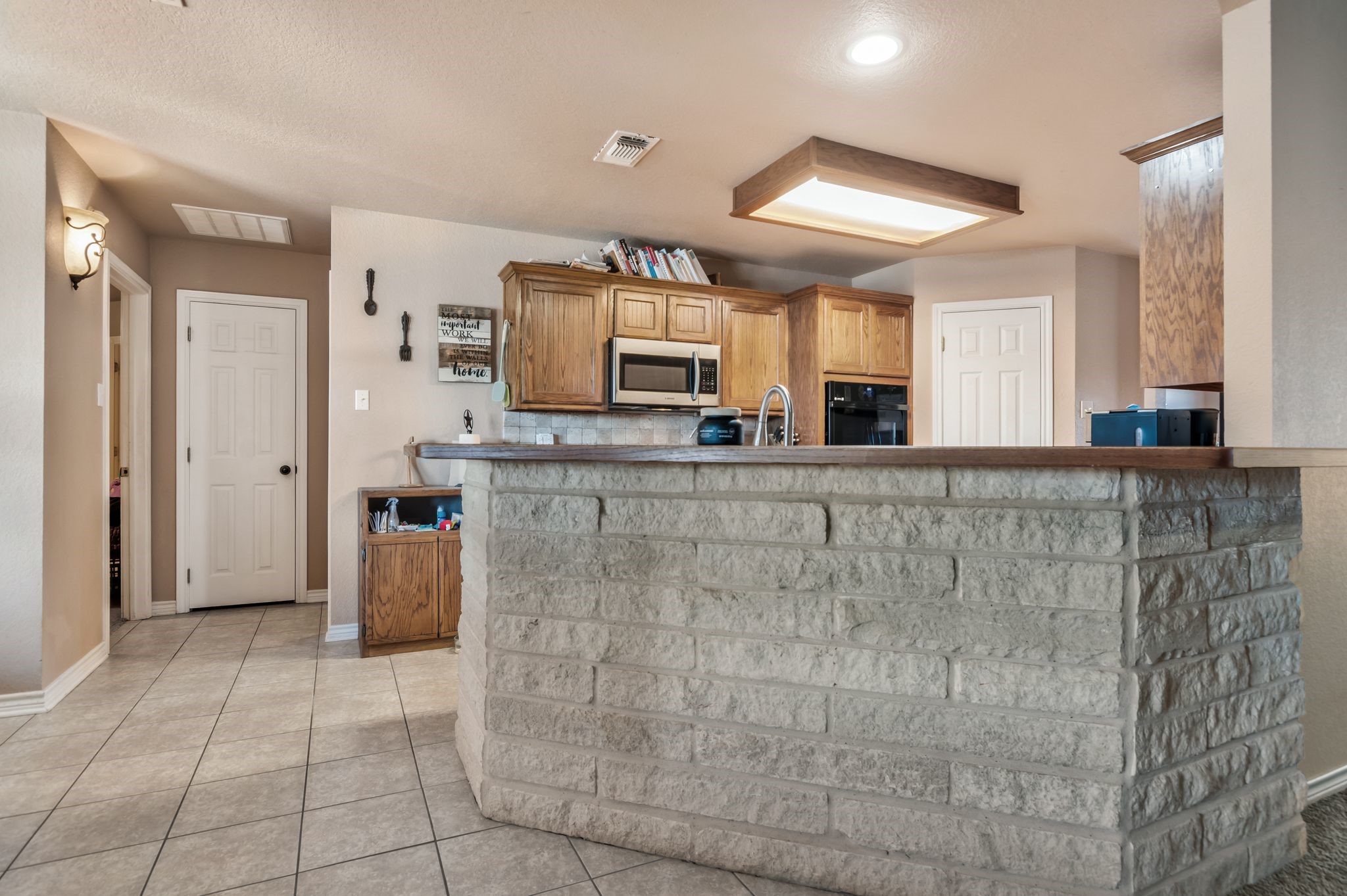 2366 County Road 1370 Alvord TX 76225
