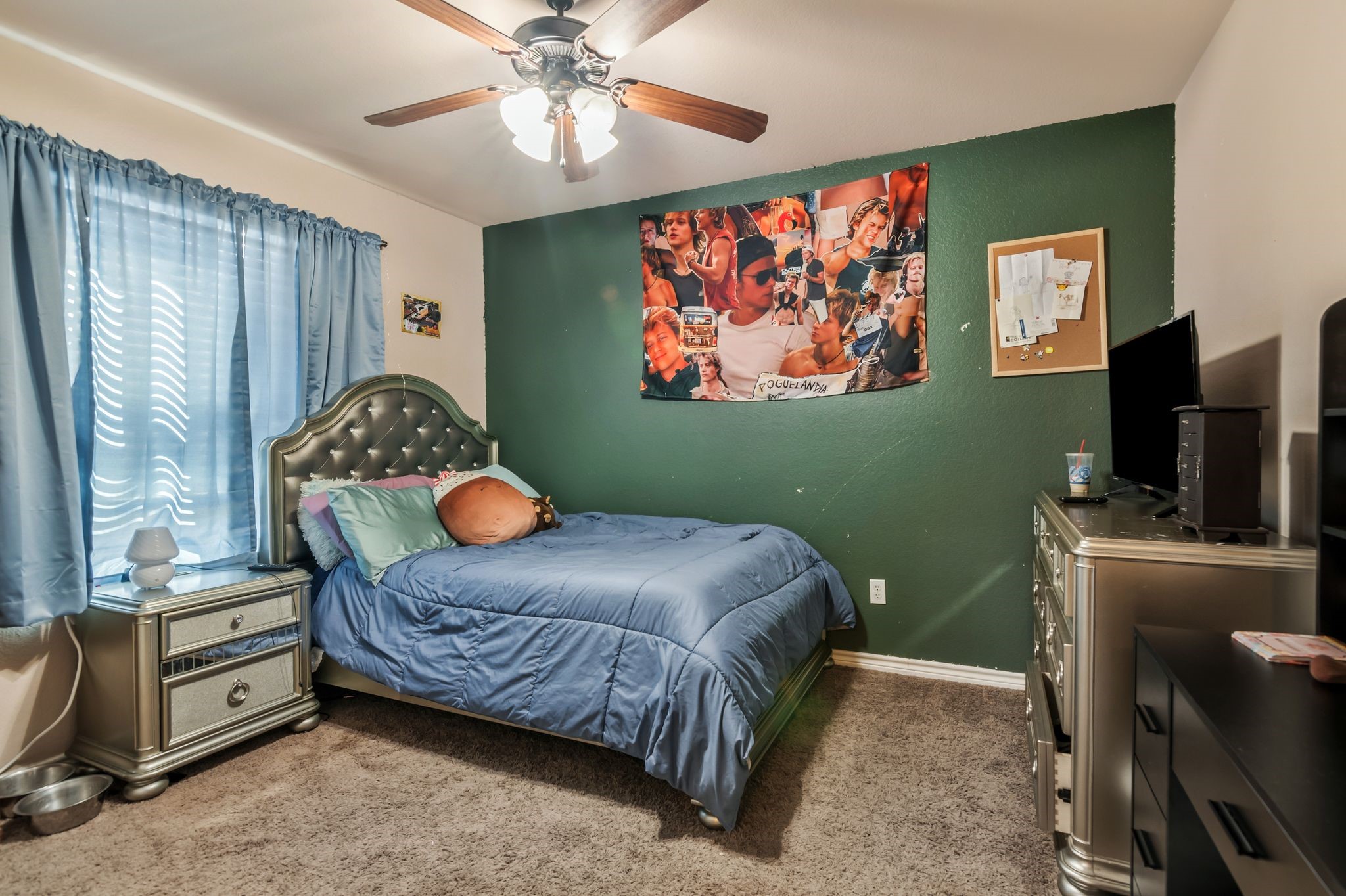 2366 County Road 1370 Alvord TX 76225