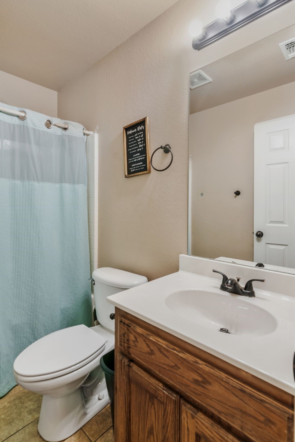 2366 County Road 1370 Alvord TX 76225