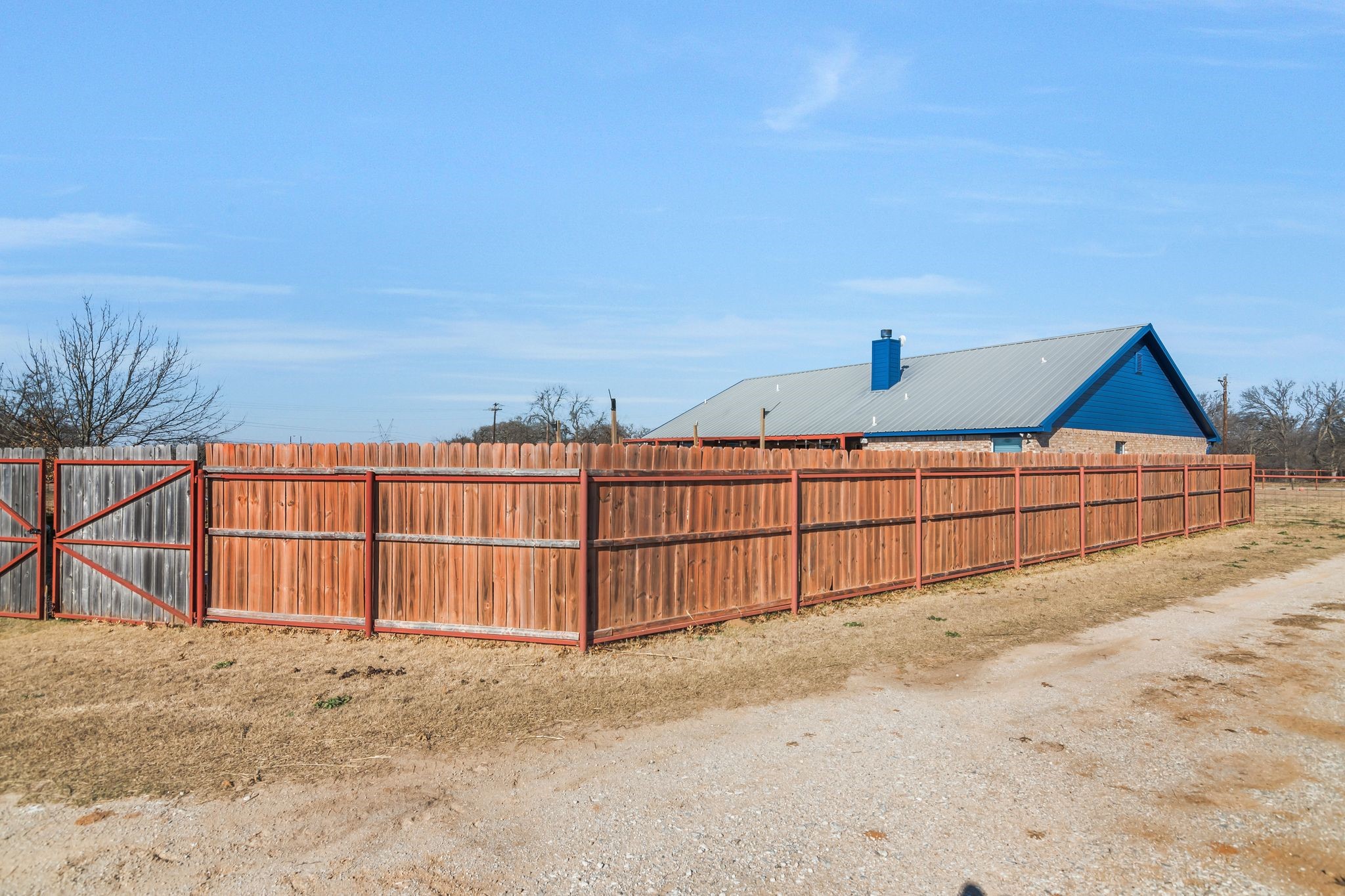 2366 County Road 1370 Alvord TX 76225