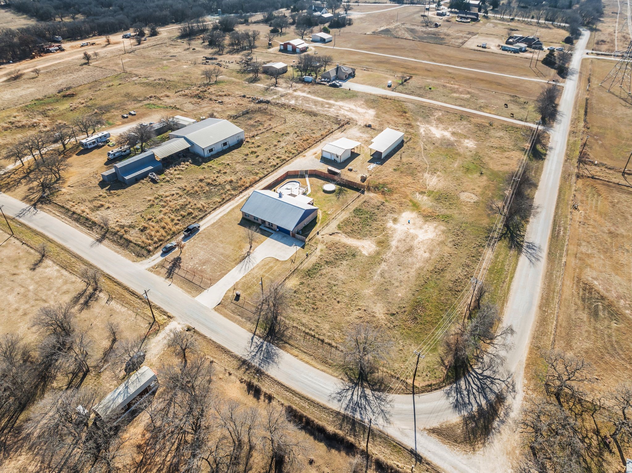 2366 County Road 1370 Alvord TX 76225