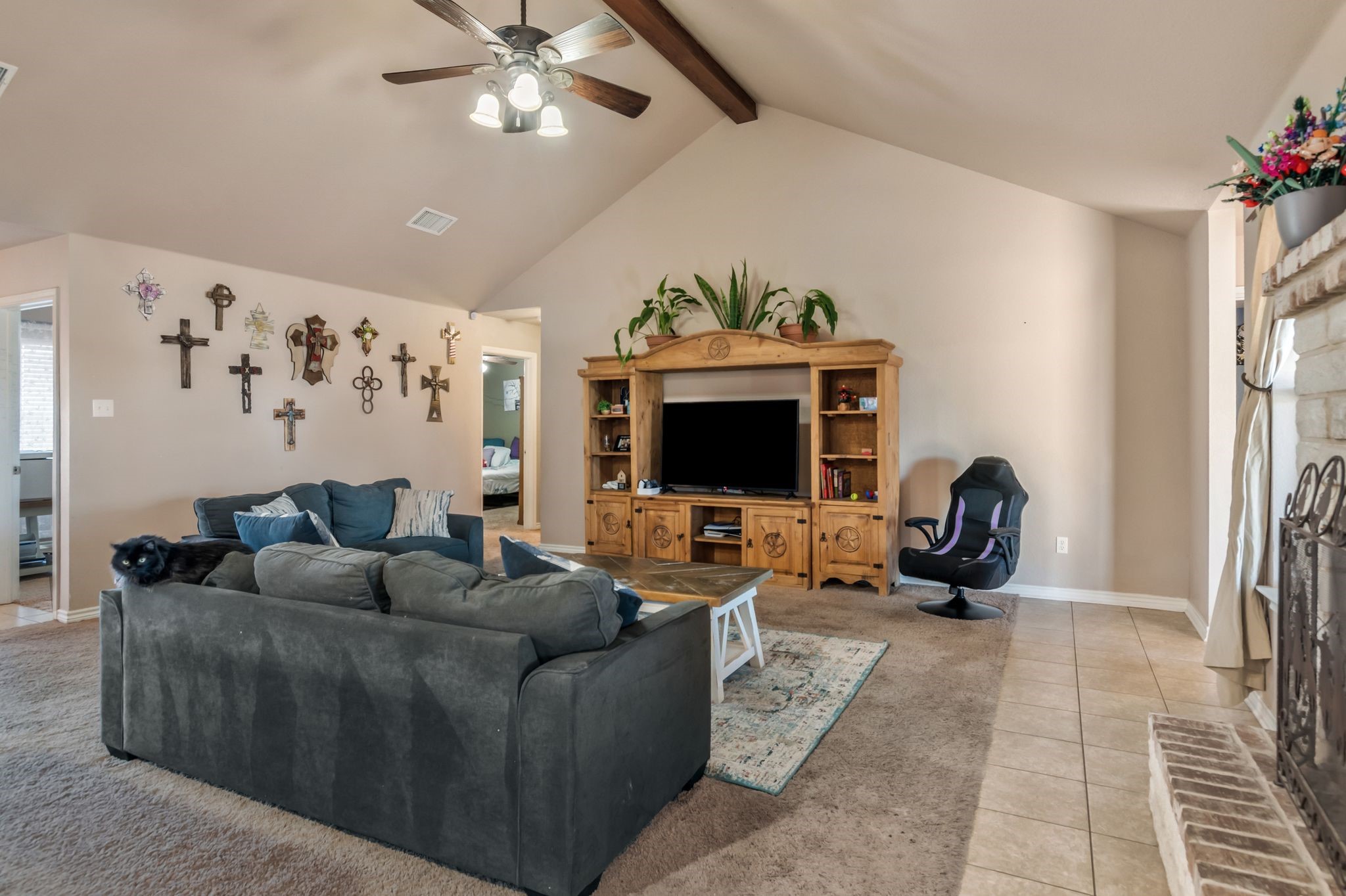 2366 County Road 1370 Alvord TX 76225