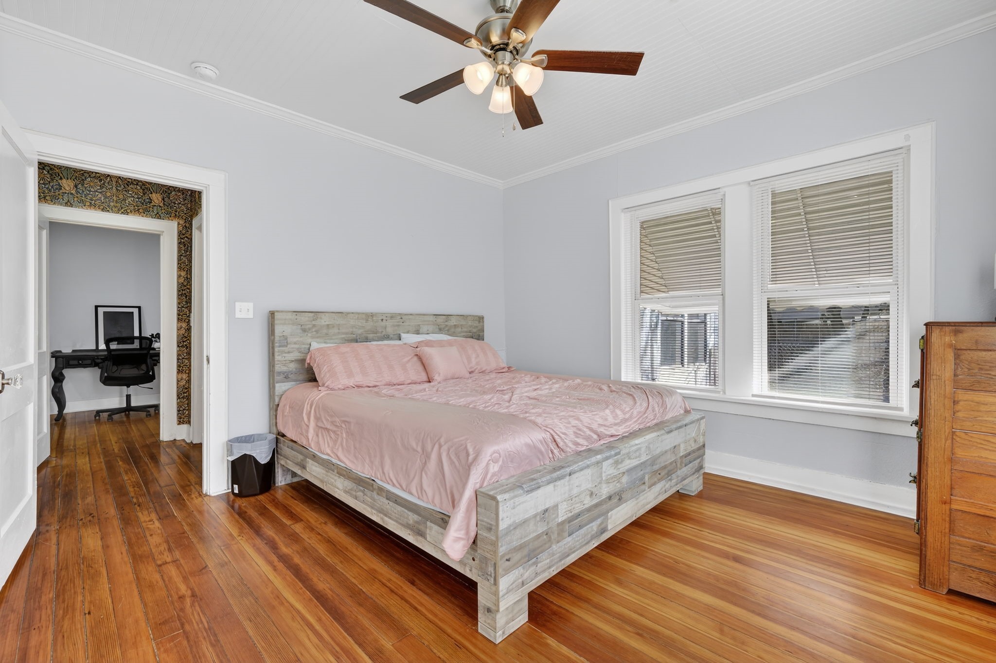 412 SW 4th Avenue Mineral Wells TX 76067