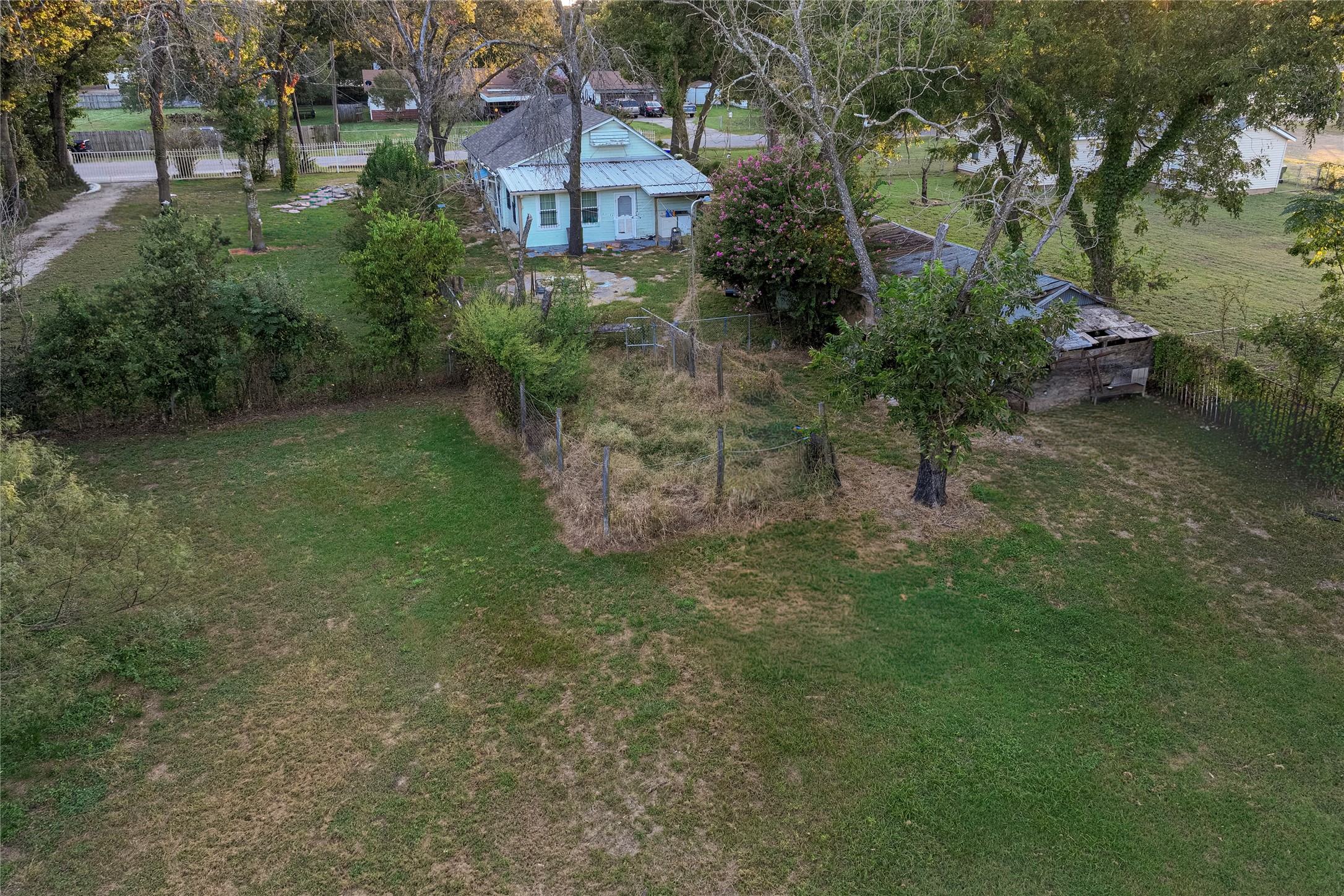 2720 S 2nd Street Waco TX 76706