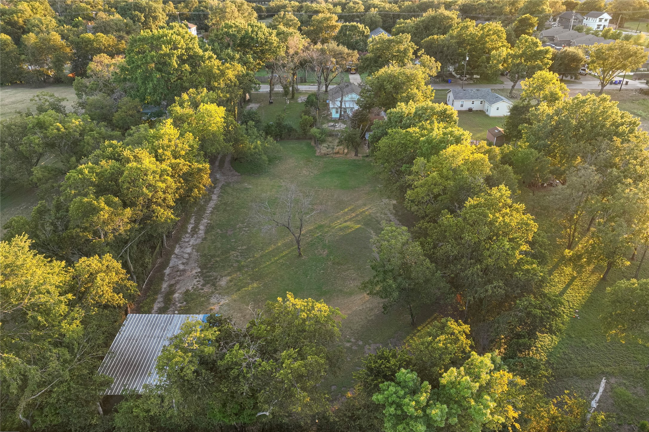 2720 S 2nd Street Waco TX 76706