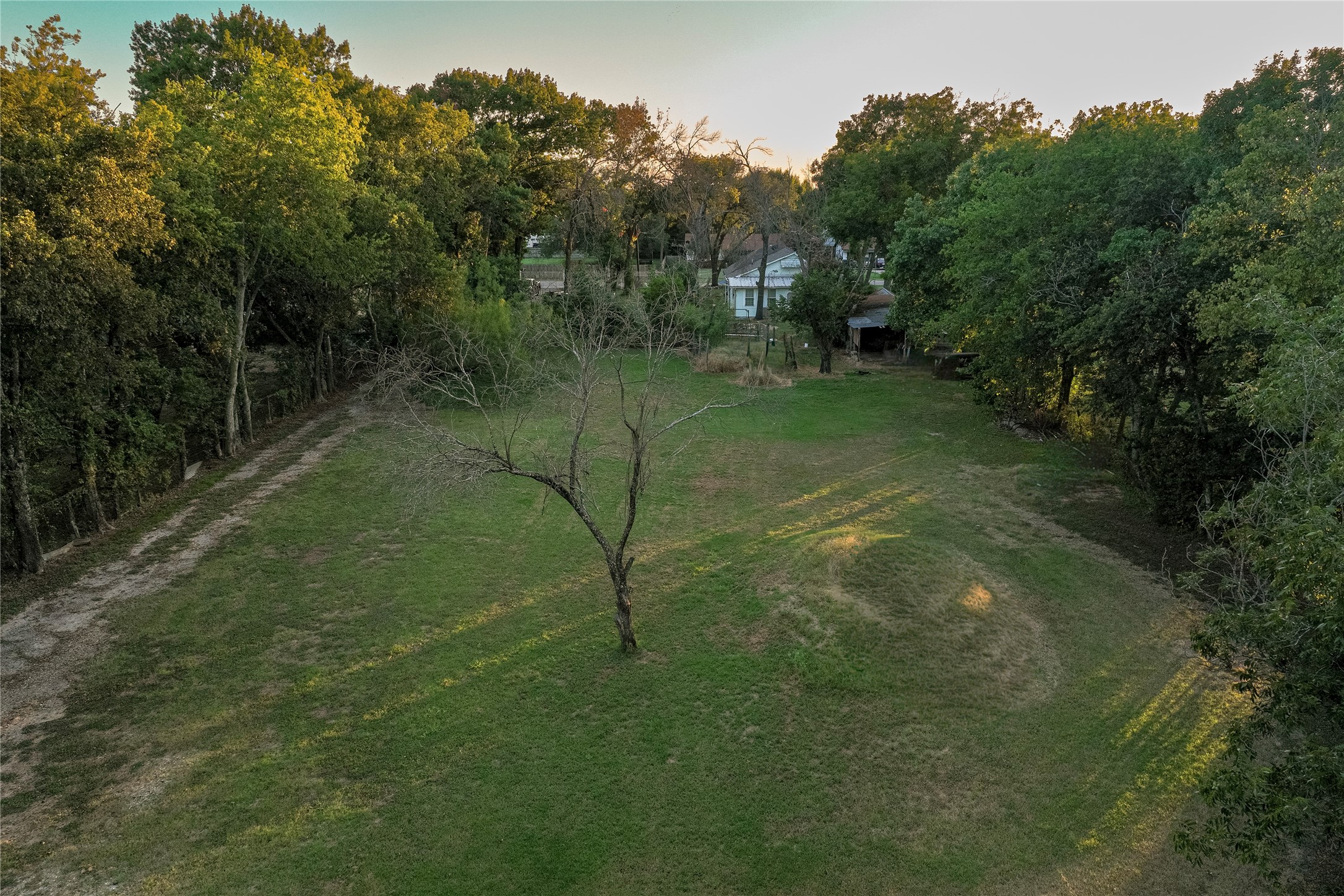 2720 S 2nd Street Waco TX 76706