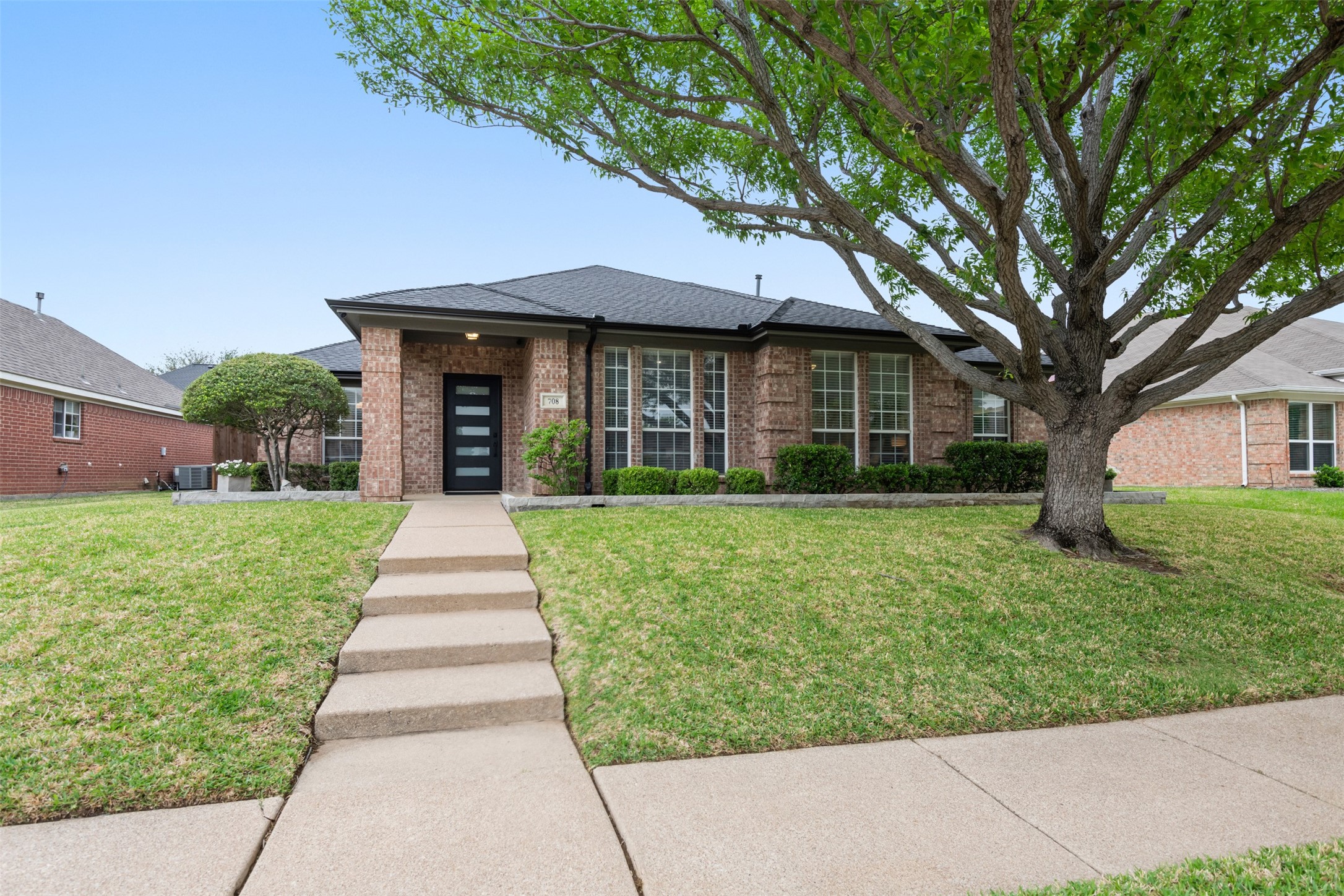 708 Summit Run Lewisville TX 75077