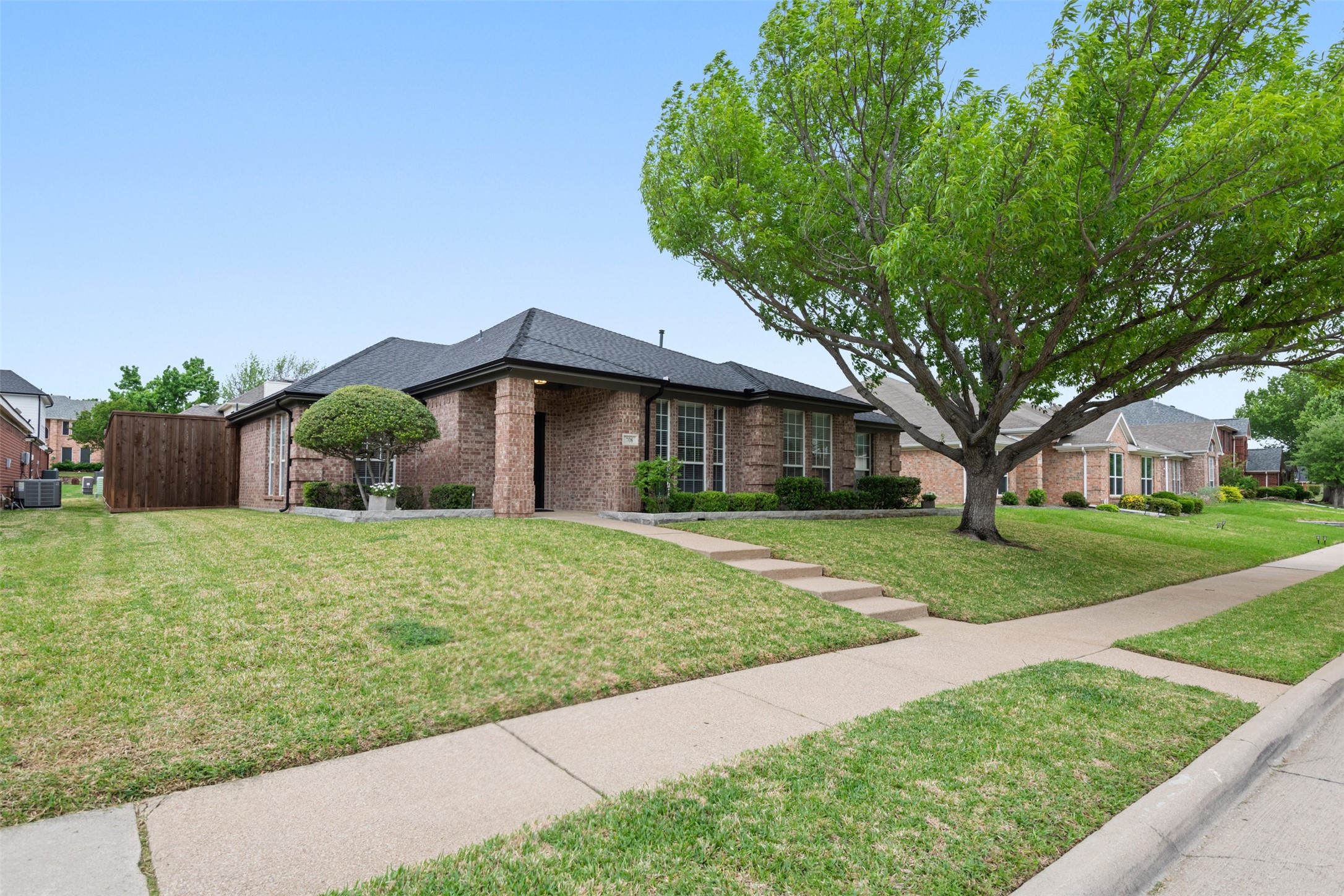 708 Summit Run Lewisville TX 75077
