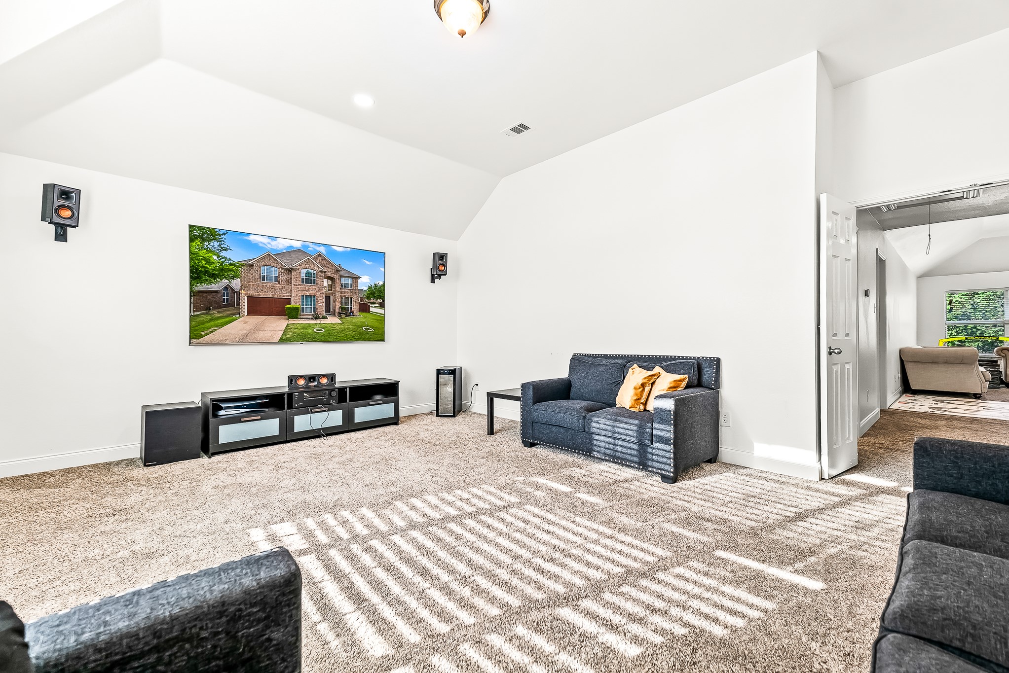 713 Royal Crest Court Mckinney TX 75072