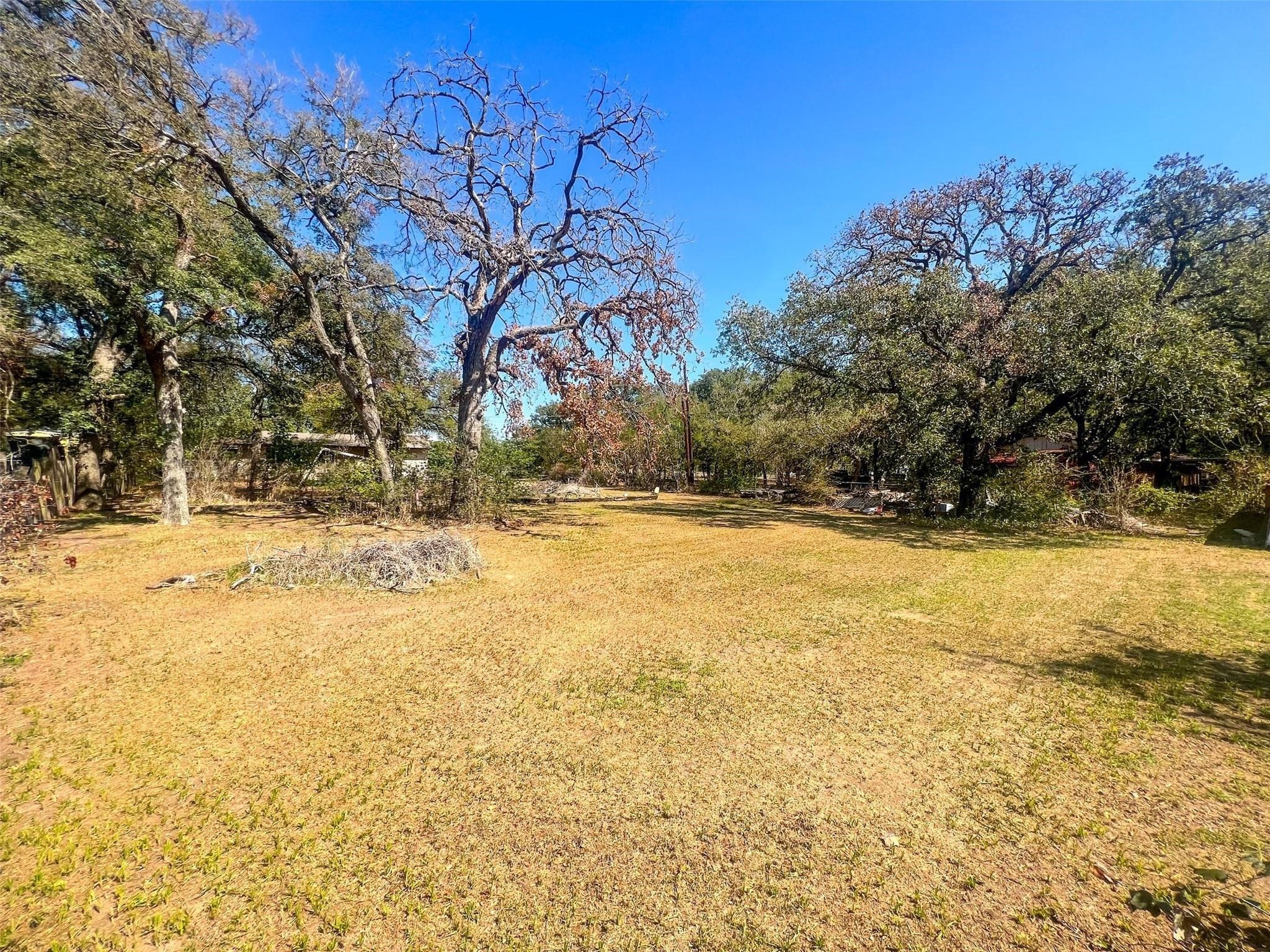 1833 W Highway 199 Sanctuary TX 76082