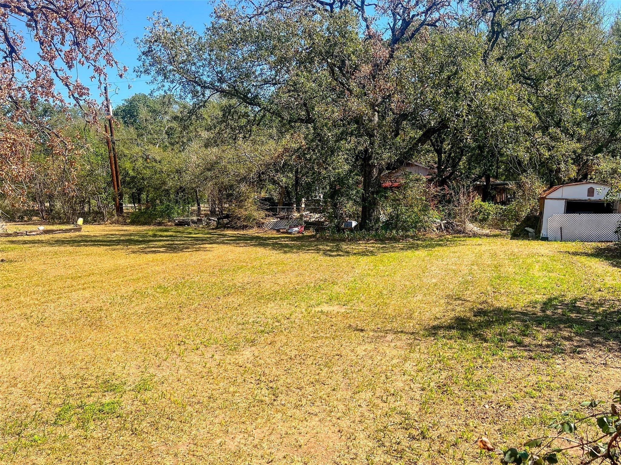 1833 W Highway 199 Sanctuary TX 76082