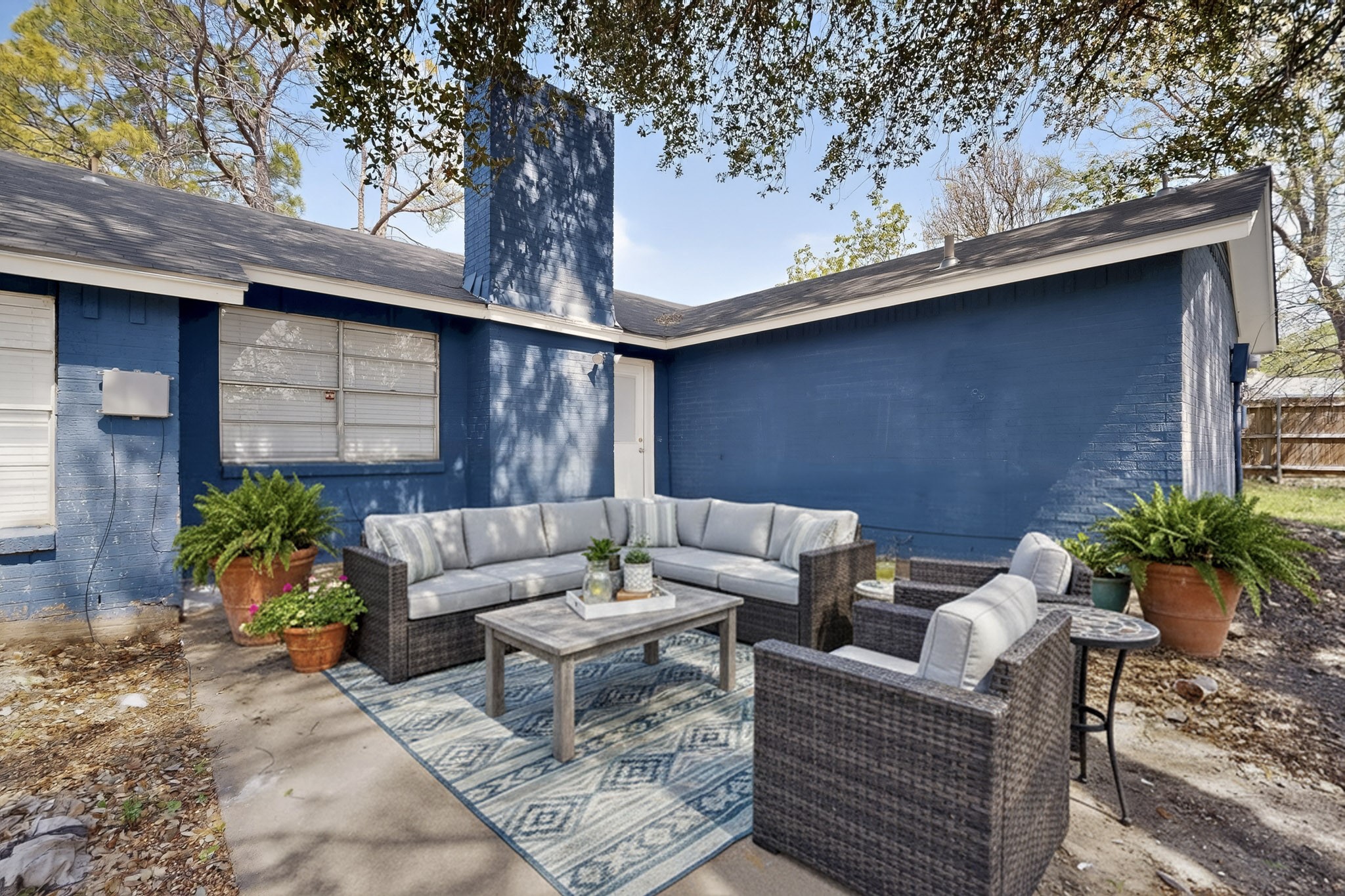 400 Casa Bello Court Irving TX 75062