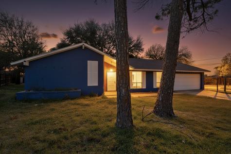 400 Casa Bello Court Irving TX 75062