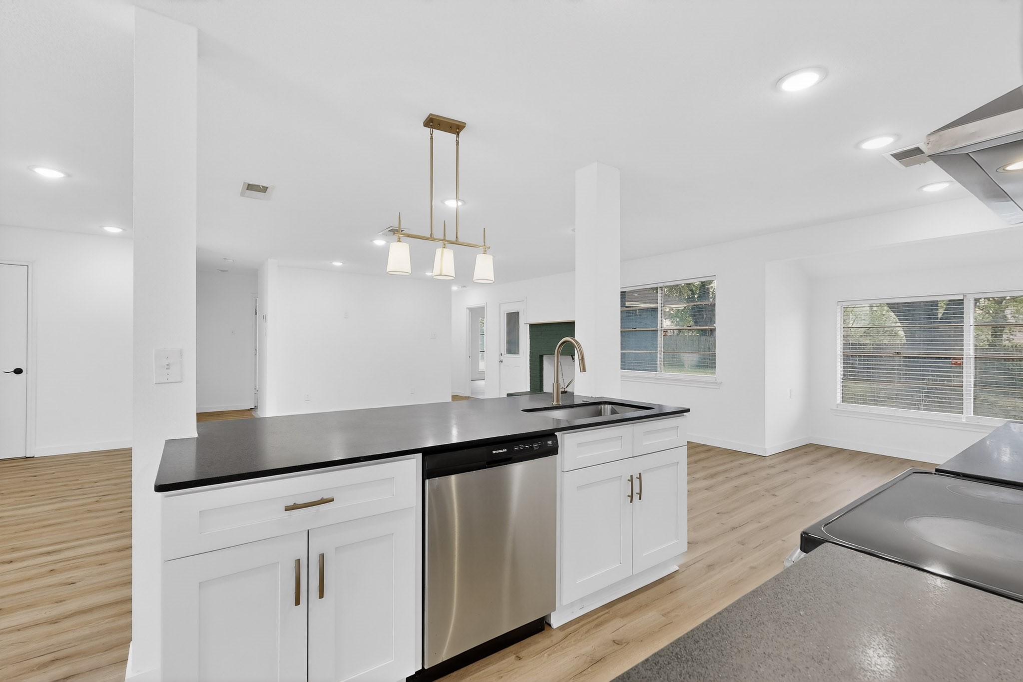 400 Casa Bello Court Irving TX 75062