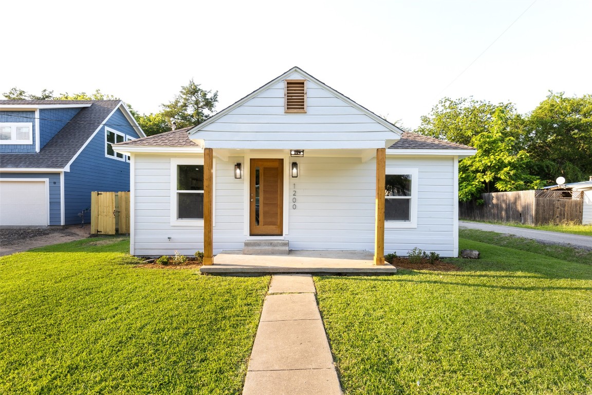 1200 Lela Street Mckinney TX 75069