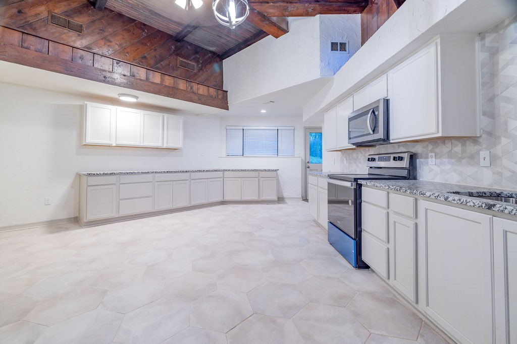 598 Stagecoach Trail Denison TX 75021