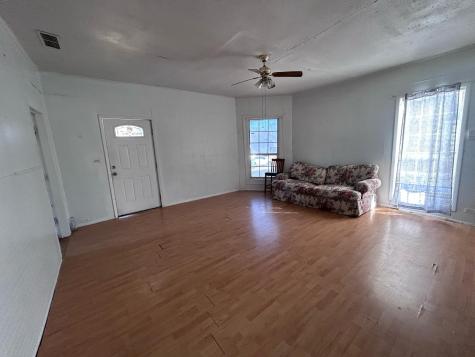 1032 S Montgomery Street Sherman TX 75090