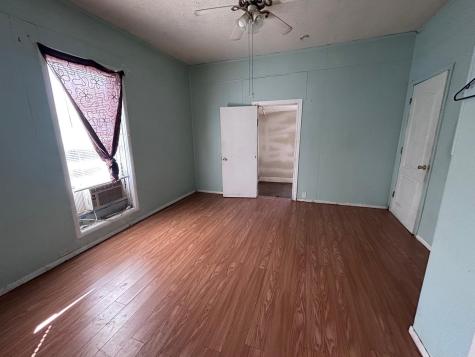 1032 S Montgomery Street Sherman TX 75090