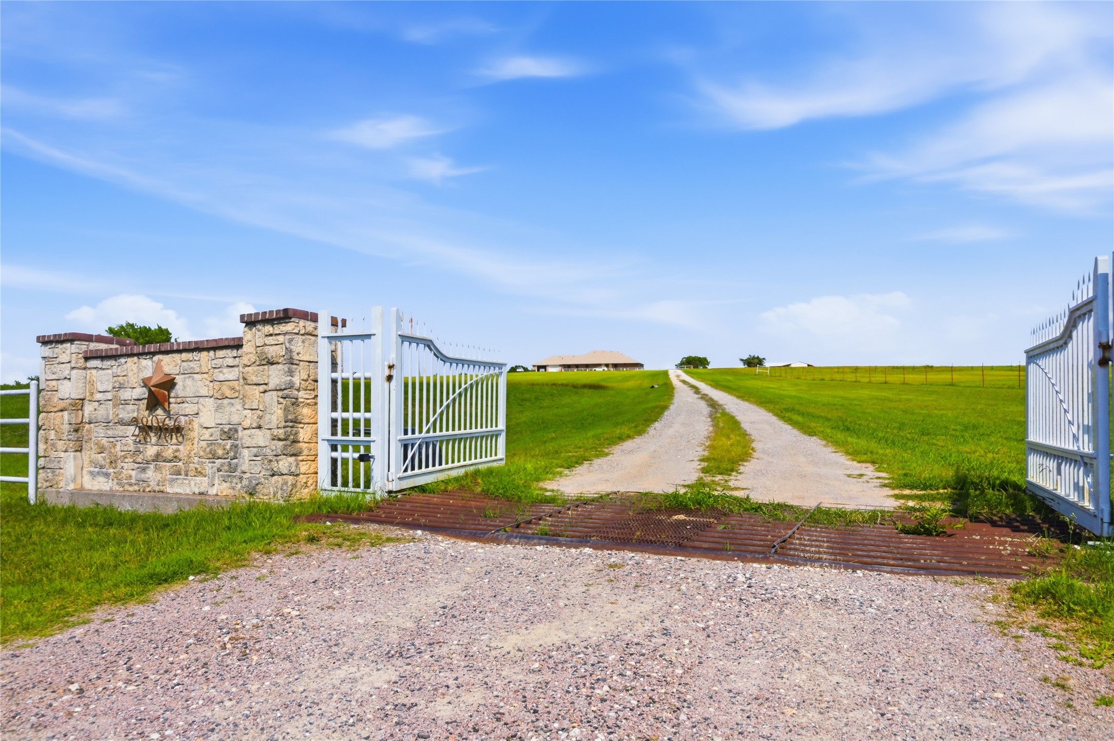 28966 Us Highway 377 Gordonville TX 76245