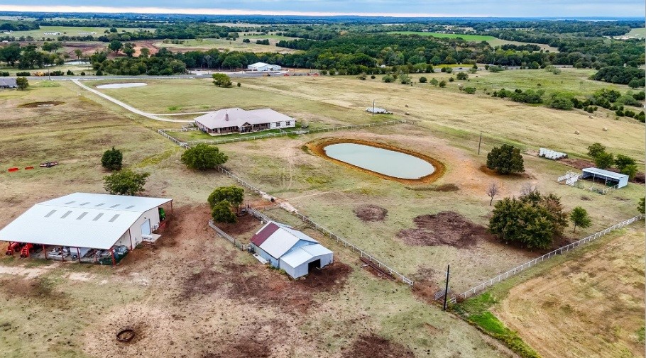 28966 Us Highway 377 Gordonville TX 76245