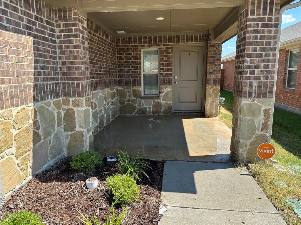 2568 Russell Street Crandall TX 75114