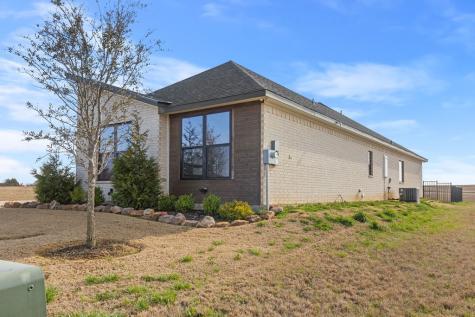186 Desert Mountain Drive Gordonville TX 76245