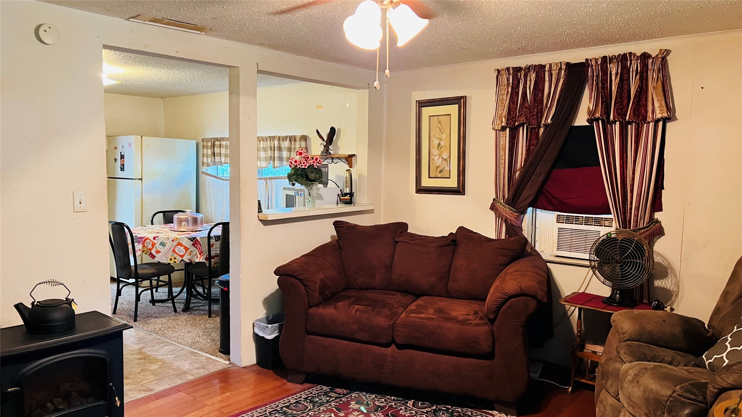 613 Hilltop Drive Tool TX 75143