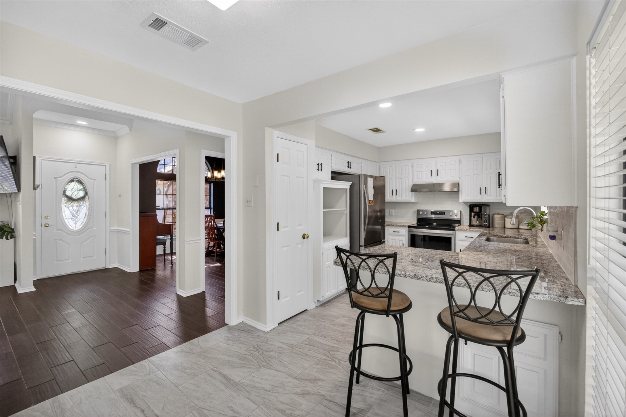 7020 Live Oak Drive North Richland Hills TX 76182