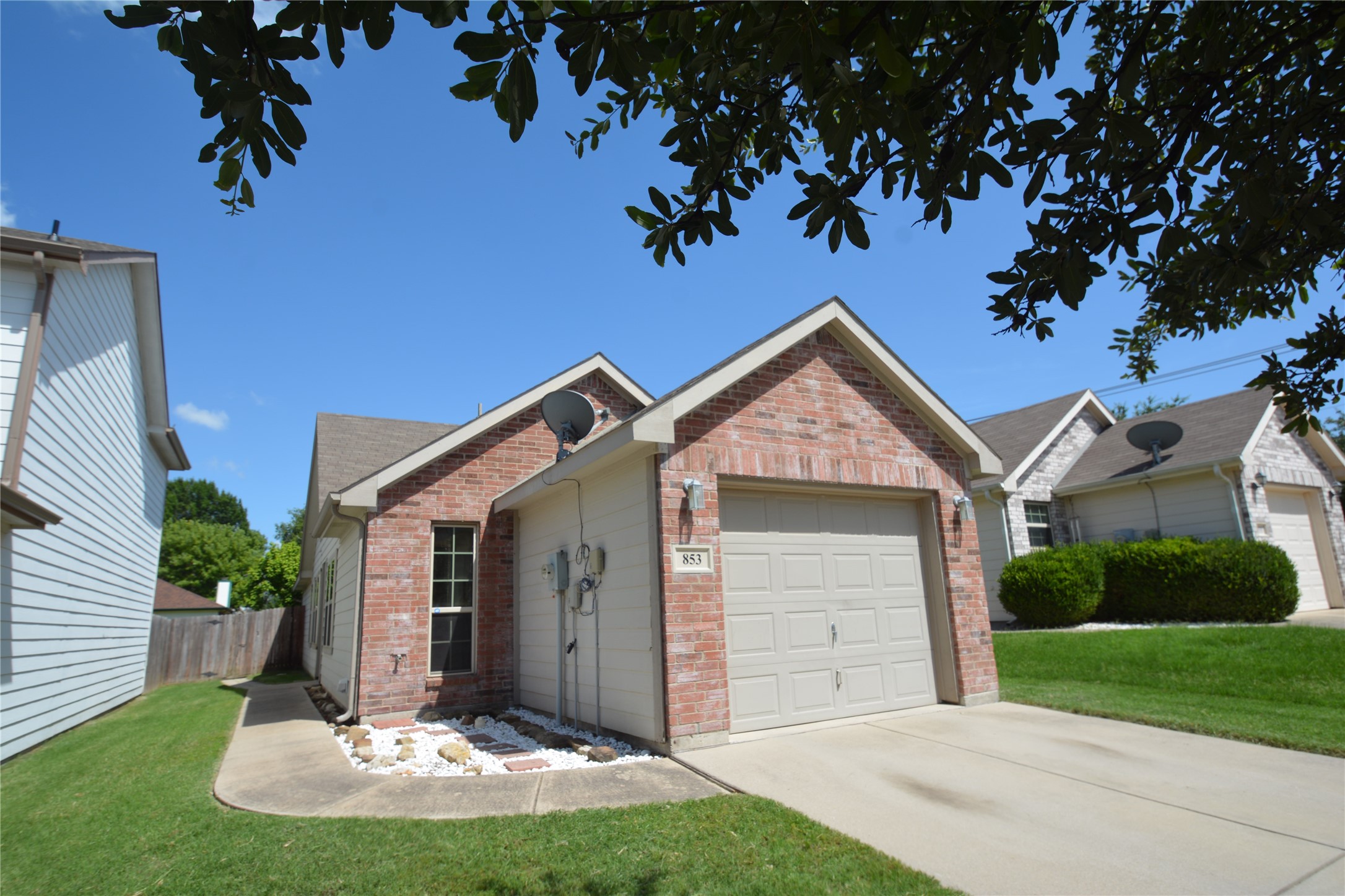 853 Village Point Lane Fort Worth TX 76108