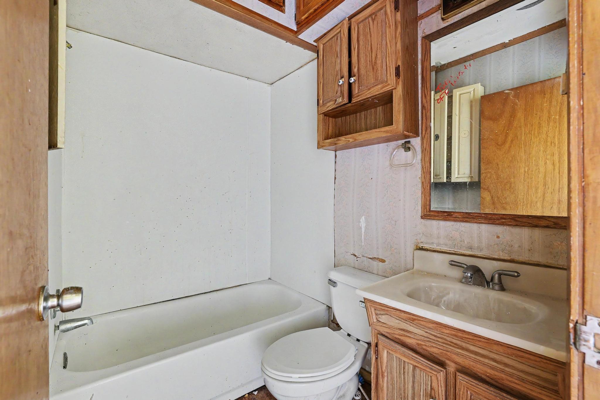 531 E Day Street Denison TX 75021