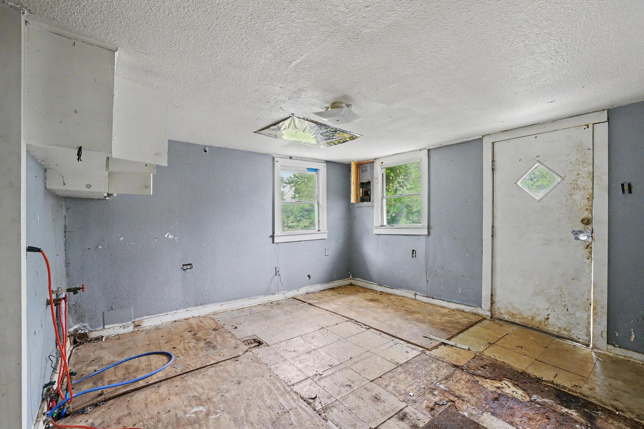 531 E Day Street Denison TX 75021