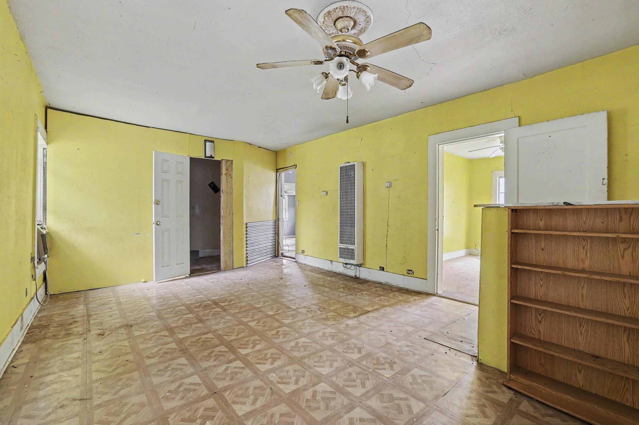 531 E Day Street Denison TX 75021