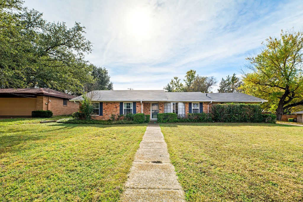 420 Sunset Drive Marlin TX 76661