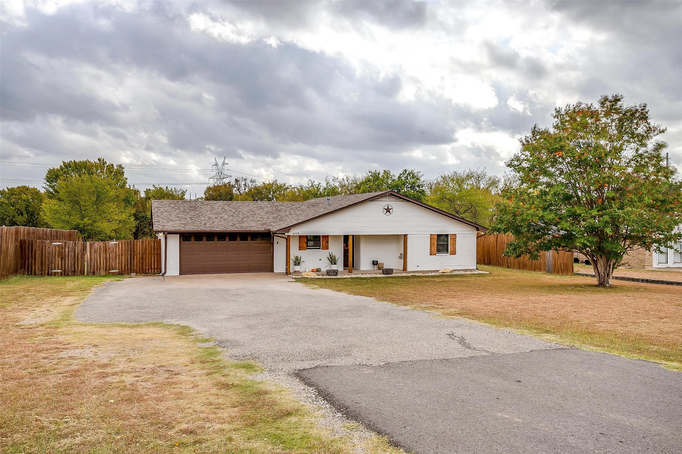 1410 Azle Highway Weatherford TX 76085
