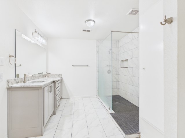8677 State Highway 19 S Athens TX 75751