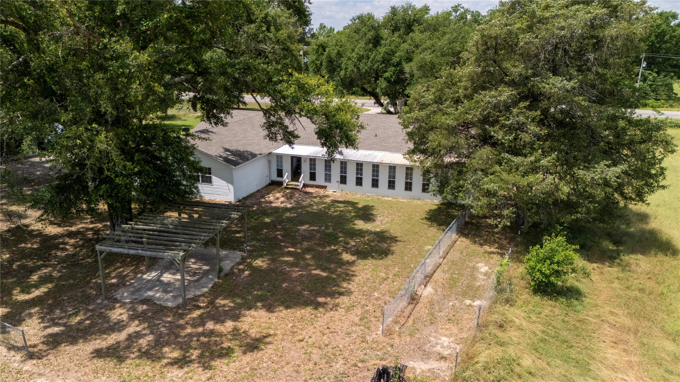 8677 State Highway 19 S Athens TX 75751