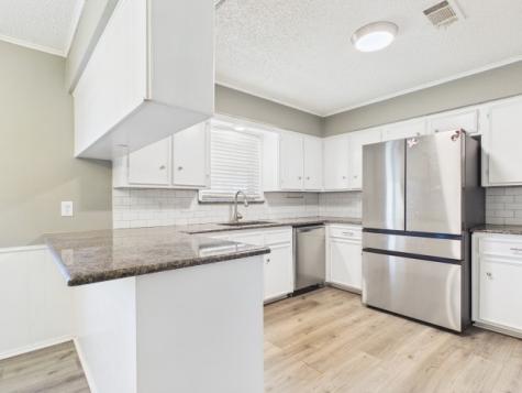 8677 State Highway 19 S Athens TX 75751