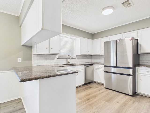 8677 State Highway 19 S Athens TX 75751