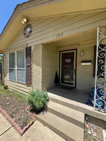 1313 Caldwell Drive Garland TX 75041
