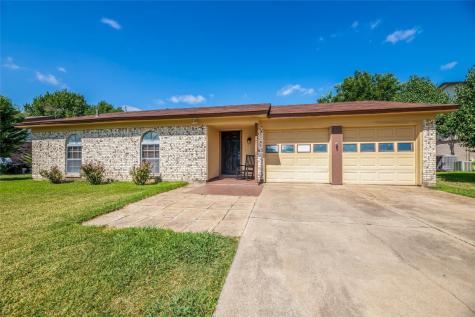 1030 John Reagan Street Benbrook TX 76126