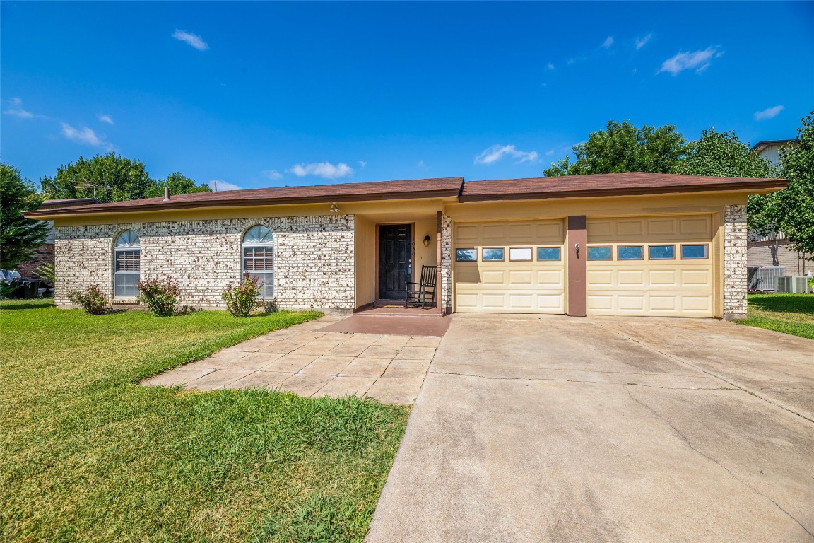 1030 John Reagan Street Benbrook TX 76126