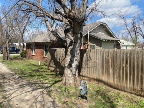 708 Prater Street Brownwood TX 76801