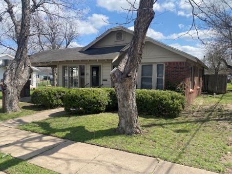 708 Prater Street Brownwood TX 76801