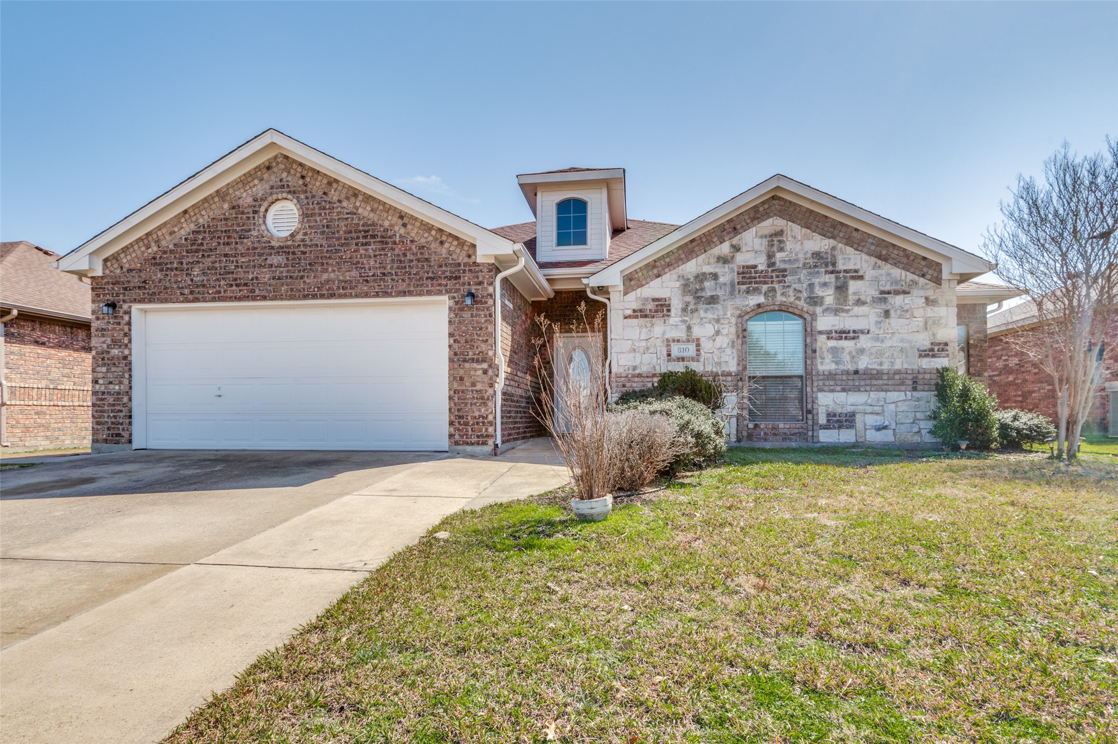 810 Dakota Lane Seagoville TX 75159