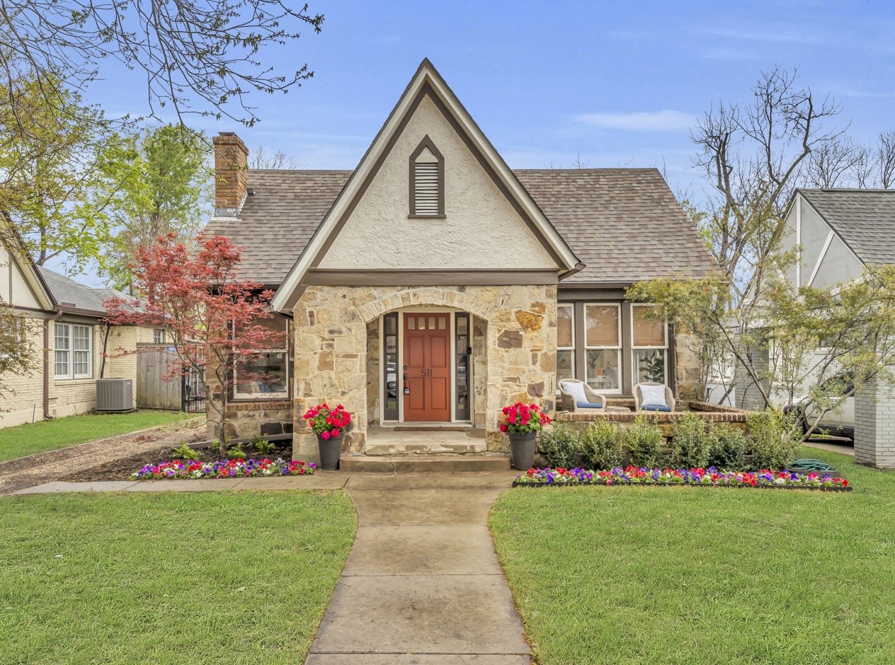 511 Clermont Avenue Dallas TX 75223