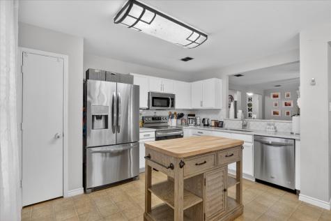 2019 Limestone Drive Grand Prairie TX 75052